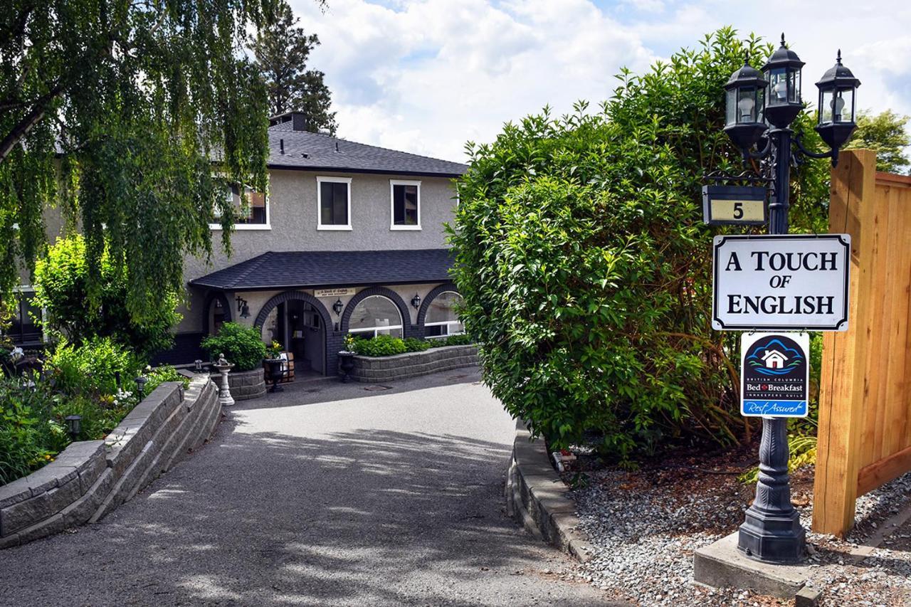 A Touch Of English B&B Kelowna Exterior photo